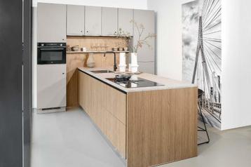 Moderne houten keuken BR01