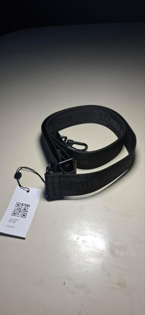 Louis Vuitton schouderriem – zwart – 100% authentiek (Vinted, Kleding | Dames, Riemen en Ceinturen, Zo goed als nieuw, 100 cm of meer