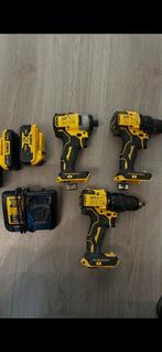 Dewalt Boormachines met 3 Accu's en Oplader, Variabele snelheid, Ophalen of Verzenden, Boor- en Schroefmachine, Gebruikt