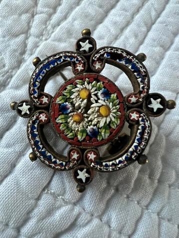Micro mozaïek broche beschikbaar voor biedingen