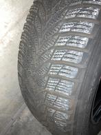 Te koop winterbanden plus velgen renault Captur 1.6, Auto-onderdelen, Banden en Velgen, Ophalen, 17 inch, Winterbanden, Band(en)
