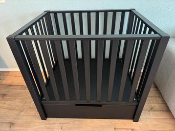 Europe baby Mees box met lade beschikbaar voor biedingen