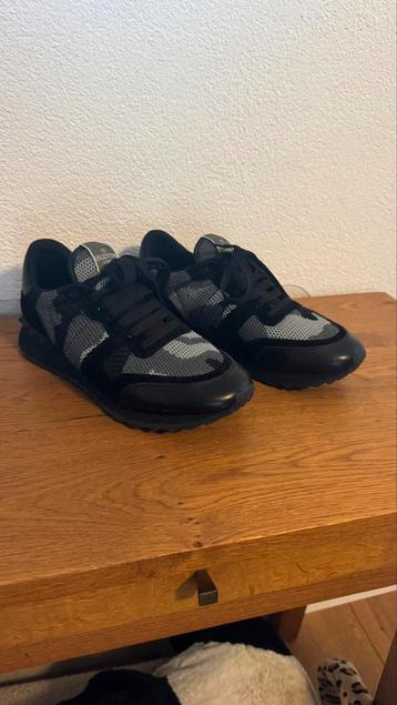 Valentino Rockrunner Camouflage Black Mesh Sneaker beschikbaar voor biedingen