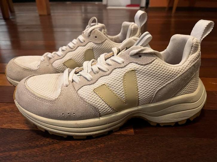 Veja Venturi Sneakers - Maat 41, Kleding | Dames, Schoenen, Zo goed als nieuw, Sneakers of Gympen, Wit, Ophalen of Verzenden