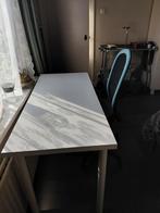 Ikea bureau 140x60 + bureaustoel - zo goed als nieuw!, Huis en Inrichting, Bureaus, Ophalen, Zo goed als nieuw, Bureau