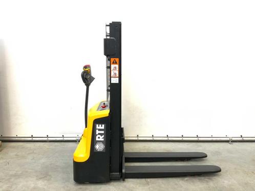 RTE - 2024 - 6181 - Stapelaar 2.5M dubbele ketting, Zakelijke goederen, Machines en Bouw | Heftrucks en Intern transport, Stapelaar