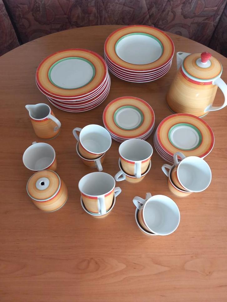 Art Design Bella Tavola Servies - mist knopje, Huis en Inrichting, Keuken | Servies, Gebruikt, Compleet servies, Overige stijlen