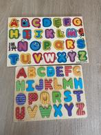 Kleurrijke alfabet puzzel te koop., Kinderen en Baby's, Speelgoed | Houten speelgoed, Ophalen of Verzenden, Zo goed als nieuw