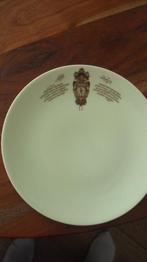 Porselein Bord met een Stoelklok, Ophalen of Verzenden