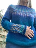 Handgebreide trui met ronde pas - Maat 38/40, Kleding | Dames, Maat 38/40 (M), Overige kleuren, Ophalen of Verzenden, Zo goed als nieuw