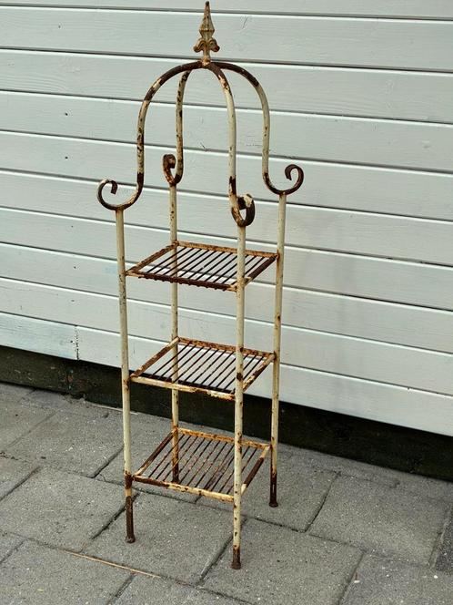 Smeedijzeren franse kast/boekenkast/plantenbak, Tuin en Terras, Bergingen en Tuinkasten, Gebruikt, Overige typen, Metaal, Ophalen of Verzenden