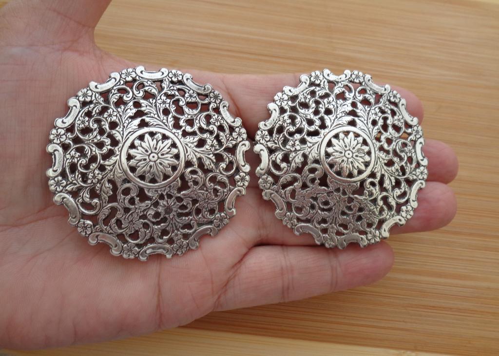 zilveren klederdracht muts spelden Eldik Zutphen [007], Ophalen of Verzenden, Zilver, Overige typen