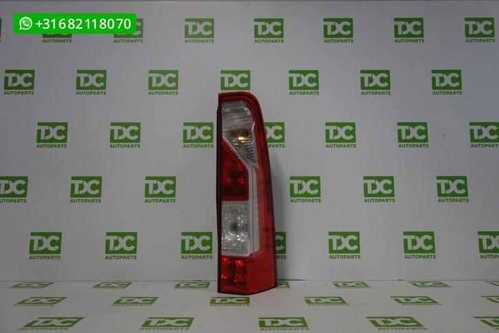 Renault Master ('10-'18) Achterlicht rechts, Auto-onderdelen, Verlichting, Renault, Gebruikt, Ophalen of Verzenden