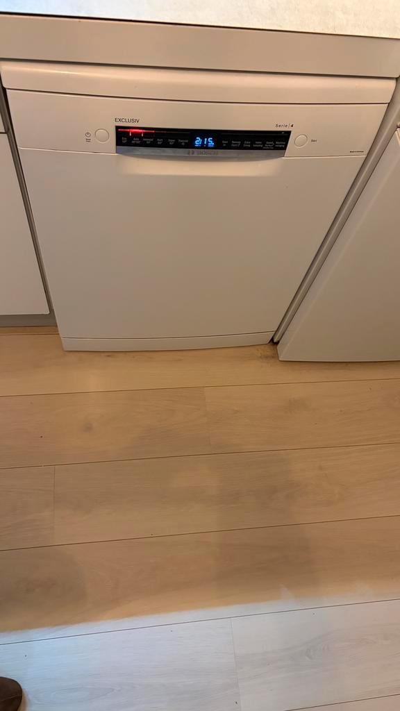 Bosch vrijstaande vaatwasser wit, Witgoed en Apparatuur, Vaatwasmachines, Gebruikt, Vrijstaand, 85 tot 90 cm, 45 tot 60 cm, Minder dan 10 liter