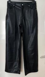 Divided lederlook pantalon maat 42