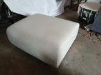 als nieuw ! danca hocker , voetenbank , poef, Ophalen, 75 tot 100 cm, Zo goed als nieuw, Metaal