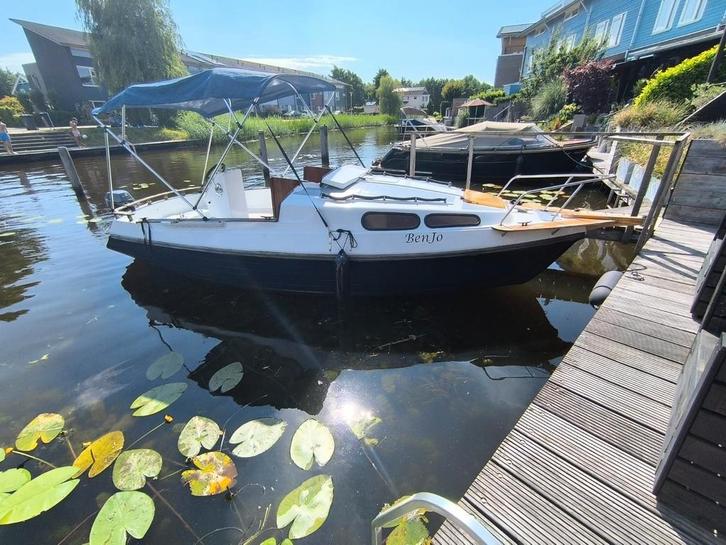 Leuke kajuitboot te koop met elektrische start!, Watersport en Boten, Motorboten en Motorjachten, Gebruikt, Polyester, 6 tot 9 meter