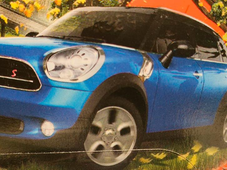 2011 Mini Countryman blauw Match Box 1:64, Hobby en Vrije tijd, Modelauto's | Overige schalen, Nieuw, Auto, Ophalen of Verzenden