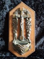 Crucifix met wijwater bakje, Ophalen, Zo goed als nieuw, Overige typen