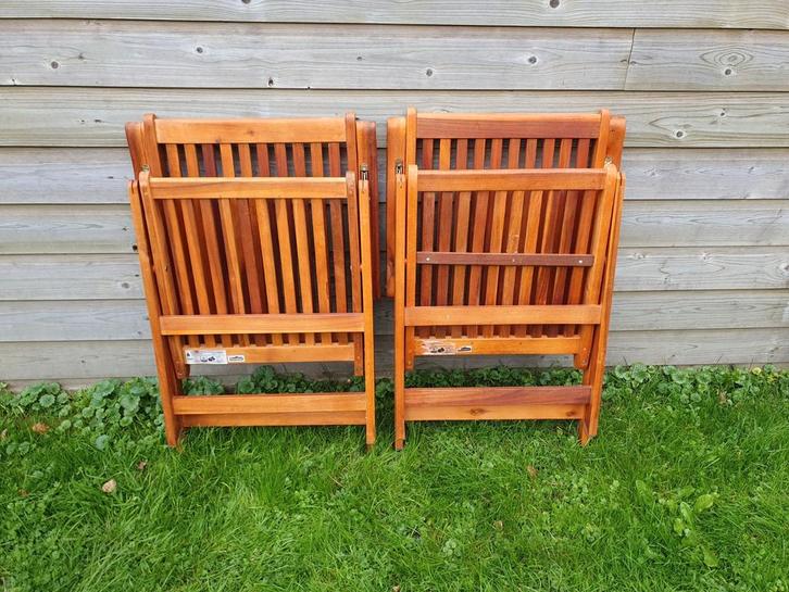 2 Mahonie houten verstelbare en inklapbare  tuinstoelen, Tuin en Terras, Tuinstoelen, Gebruikt, Hout, Ophalen of Verzenden