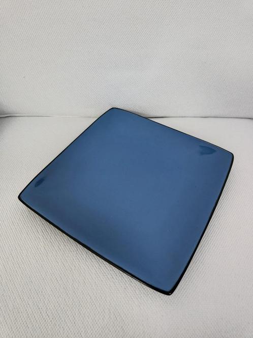 Leuke presenteer schaal/bord, Huis en Inrichting, Woonaccessoires | Schalen en Manden, Zo goed als nieuw, Schaal, Vierkant, Porselein of Keramiek