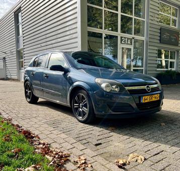 Opel Astra 1.6 Executive beschikbaar voor biedingen