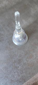 Tafelbel glas, Ophalen