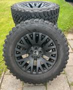 Kahn Design Range Rover velgenset incl banden, Ophalen of Verzenden