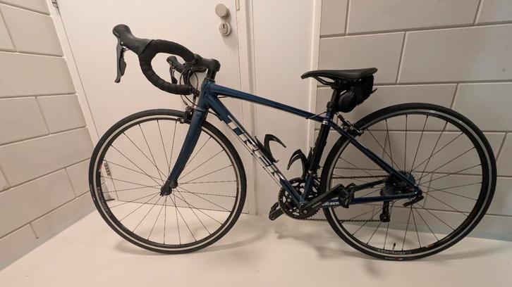 Trek Domane AL2 47 Blue/Black 2021, Fietsen en Brommers, Fietsen | Racefietsen, Overige merken, Meer dan 20 versnellingen, Aluminium