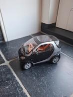 Smart City Coupe Maisto 1:18, Hobby en Vrije tijd, Modelauto's | 1:18, Ophalen of Verzenden, Gebruikt, Auto, Maisto