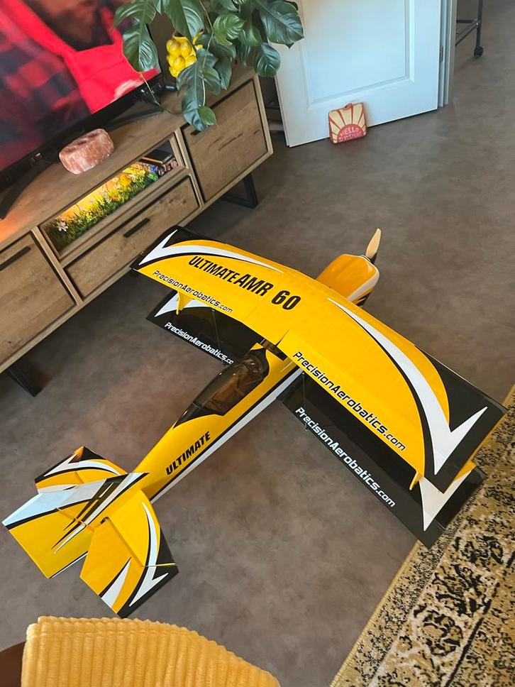 Ultimate AMR60 Bestuurbaar Vliegtuig (Nieuw in doos), Hobby en Vrije tijd, Modelbouw | Radiografisch | Vliegtuigen, Nieuw, Elektro