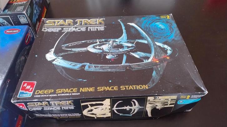 Amt ertl star trek deep space nine model kit bouwdoos llap, Verzamelen, Film en Tv, Zo goed als nieuw, Ophalen of Verzenden