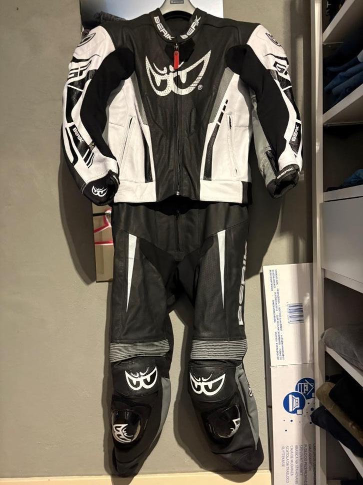 Berik Monza 2-delig leren motorpak zwart/wit | Niet gedragen, Motoren, Kleding | Motorkleding, Combipak, Heren, Tweedehands, Ophalen