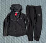 👖👕 Nike Tech Fleece Set - broek en hoodie maat S 10-12Y, Gebruikt, Jongen of Meisje, Ophalen of Verzenden, Setje