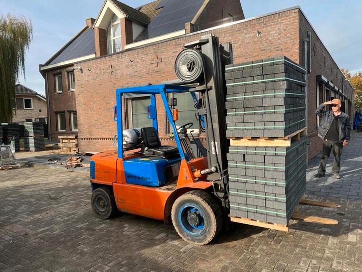 Mitsubishi FG35 Heftruck - triplex sideshift en gereviseerd, Zakelijke goederen, Machines en Bouw | Heftrucks en Intern transport