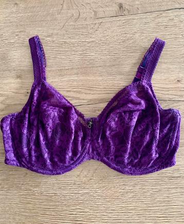 Prima donna twist 90E full cup paars kant beschikbaar voor biedingen
