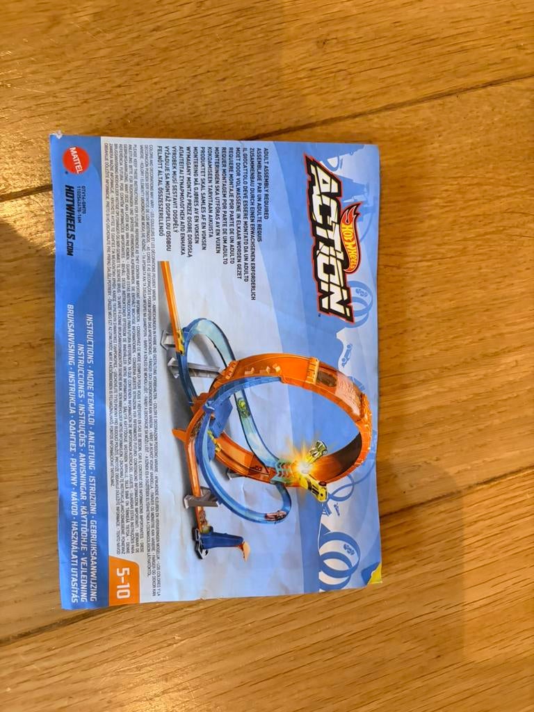 Hot wheels action - Wervelende looping, Kinderen en Baby's, Speelgoed | Racebanen, Ophalen, Zo goed als nieuw, Handmatig, Hot Wheels