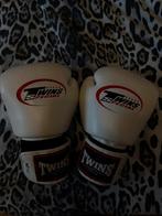 Twins handschoenen wit 12oz, Sport en Fitness, Vechtsporten en Zelfverdediging, Maat XS of kleiner, Ophalen of Verzenden, Zo goed als nieuw