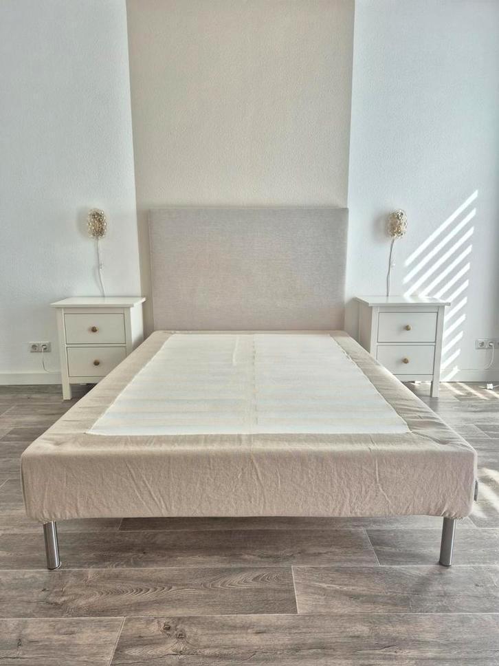IKEA Espevär bed 140 x 200 lattenmatrasbodem + hoofdbord, Huis en Inrichting, Slaapkamer | Bedden, Zo goed als nieuw, Tweepersoons