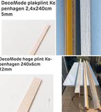 Nieuw decomode wit eiken mdf plinten 240 lang, Ophalen, Nieuw, Mdf, 200 tot 250 cm