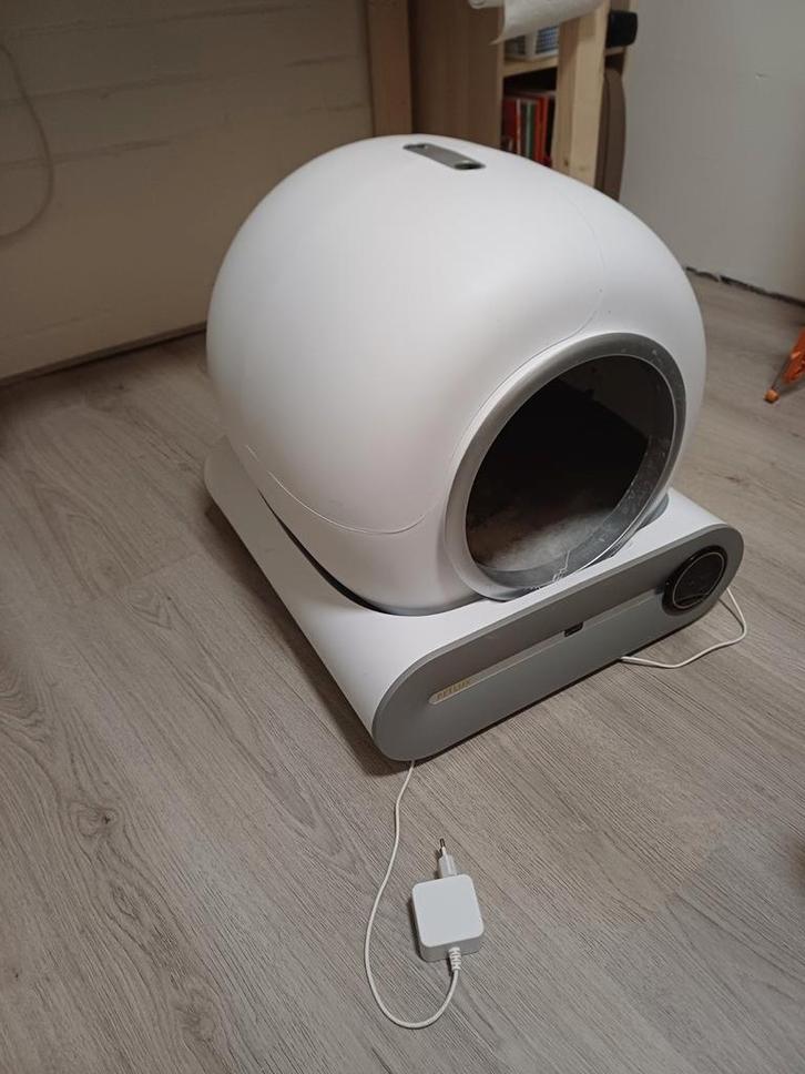Petlux Automatische Kattenbak Met App En Geurfilter, Dieren en Toebehoren, Kattenbakken, Gebruikt, Zelfreinigend, Ophalen