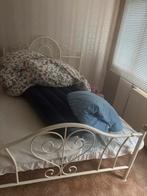 Antiek sierlijk bed 160cm breed, Huis en Inrichting, Slaapkamer | Bedden, Gebruikt, Wit, Tweepersoons, Ophalen of Verzenden