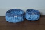 Setje van twee blauwe mandjes, babykamer, badkamer, Huis en Inrichting, Woonaccessoires | Schalen en Manden, Overige materialen