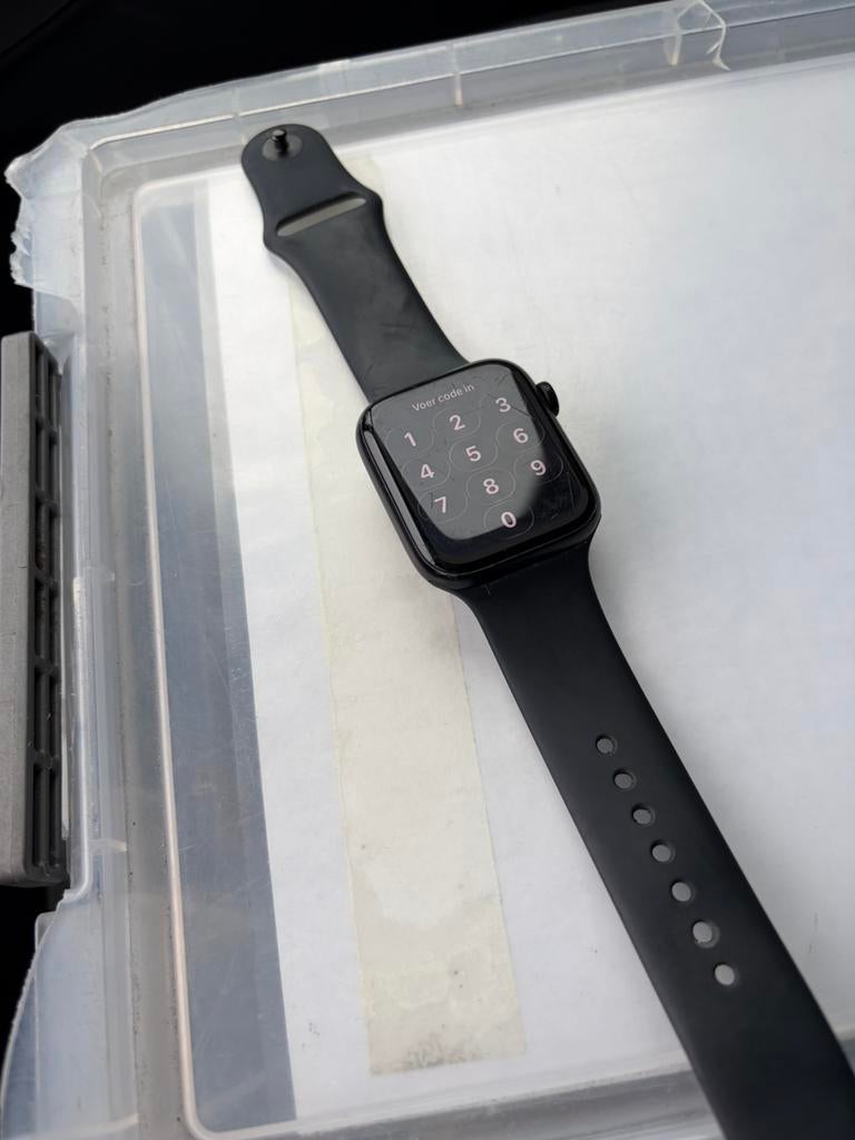 Apple watch se 44 mm 2e generatie, Zwart, IOS, Ophalen of Verzenden, Zo goed als nieuw