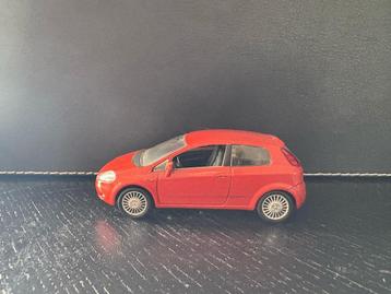 Fiat Punto, Norev, Mint/Boxed beschikbaar voor biedingen
