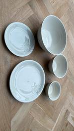 Lily servies, fair trade, 5-delig, Kom(men), Ophalen of Verzenden, Zo goed als nieuw