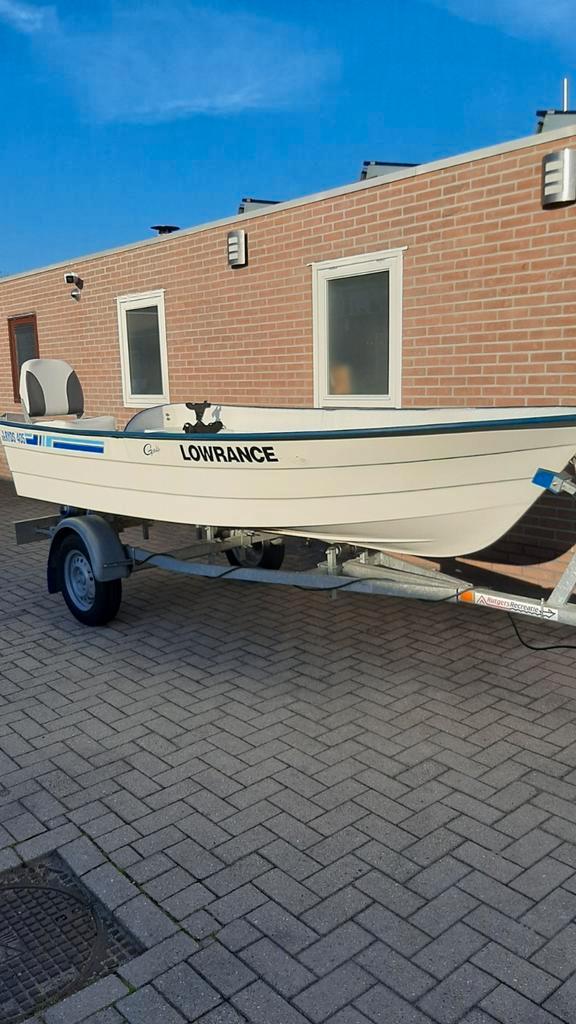 Ryds 405 visboot, Watersport en Boten, Vis- en Consoleboten, Zo goed als nieuw, Tot 10 pk, 3 tot 6 meter, Benzine, Buitenboordmotor