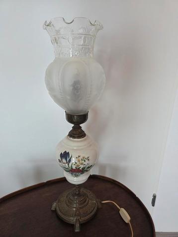 Vintage tafellamp  beschikbaar voor biedingen