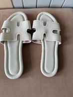 Dames slippers, zachte zool maat 38, Ophalen of Verzenden, Zo goed als nieuw, Meisje