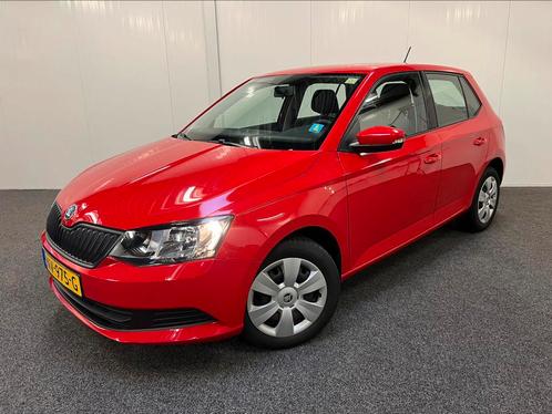 Skoda Fabia 1.0MPI 55KW 2017 Rood 85000 km NAP, Auto's, Skoda, Bedrijf, Fabia, Benzine, B, Hatchback, Handgeschakeld, Origineel Nederlands